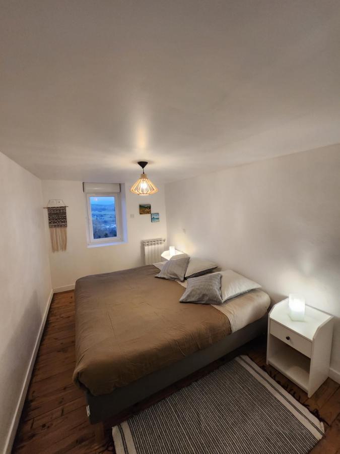 Figuets 3 Apartment Chateauneuf-de-Galaure ภายนอก รูปภาพ